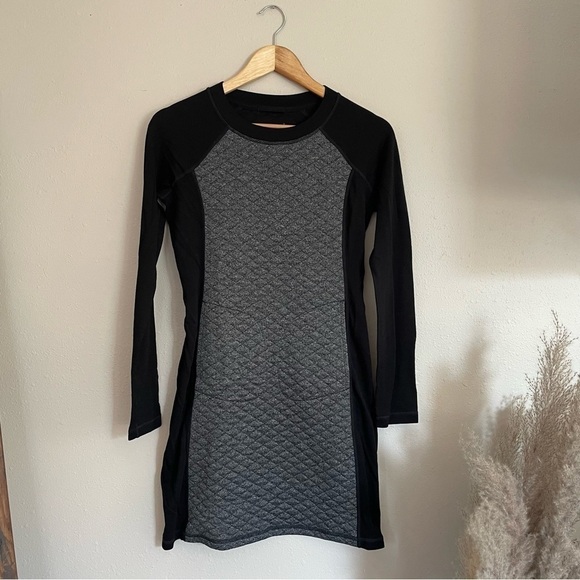 Smartwool | Diamond Peak Quilted Dress in Black Heather, Merino wool blend - Picture 3 of 12